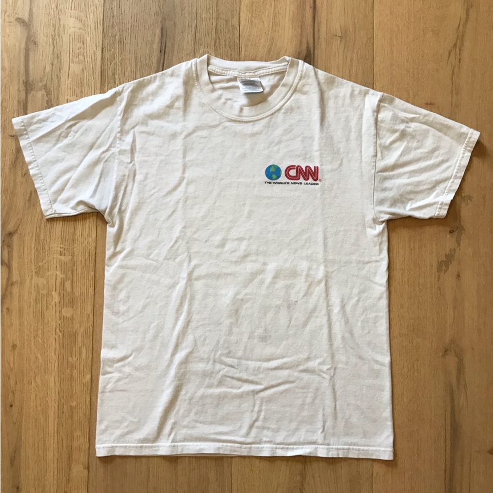 Vintage CNN world news T-shirt